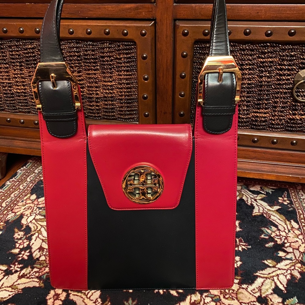 Early brand Tory Burch shoulder bag.